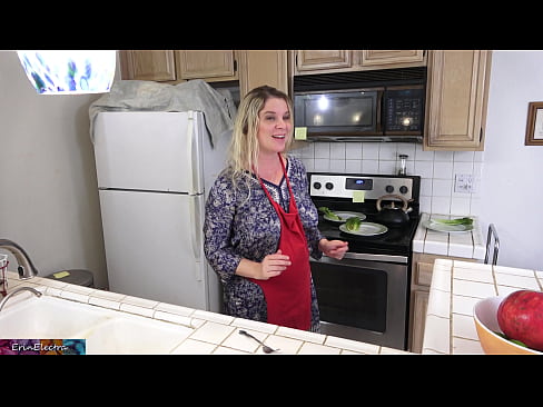 ❤️ Belle-mère qui le traie dans la cuisine avant son rendez-vous. ️❌ Super porno at fr.amzhoka.top ❌